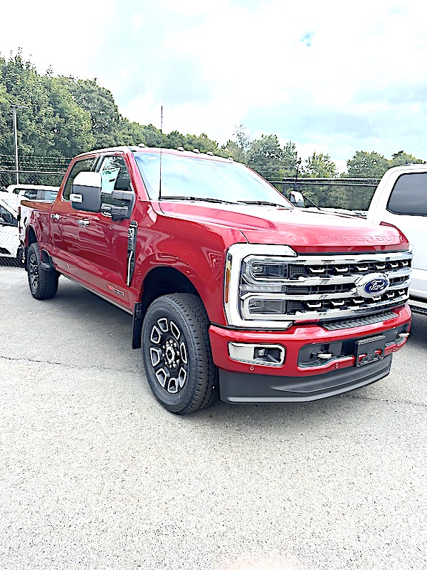 2024 FORD F-250 CREW CAB 4X4 PLATINUM