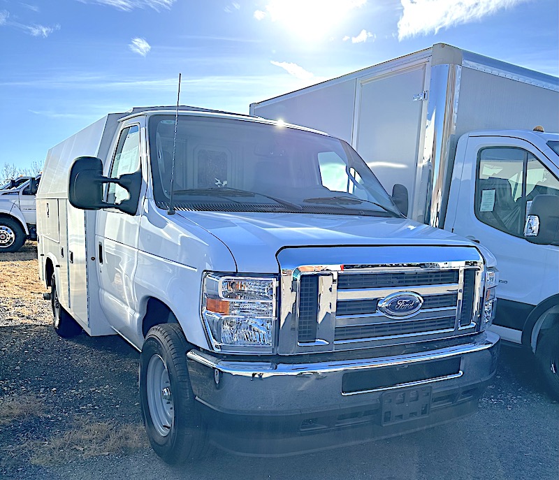 2025 FORD E-350 UTILITY VAN